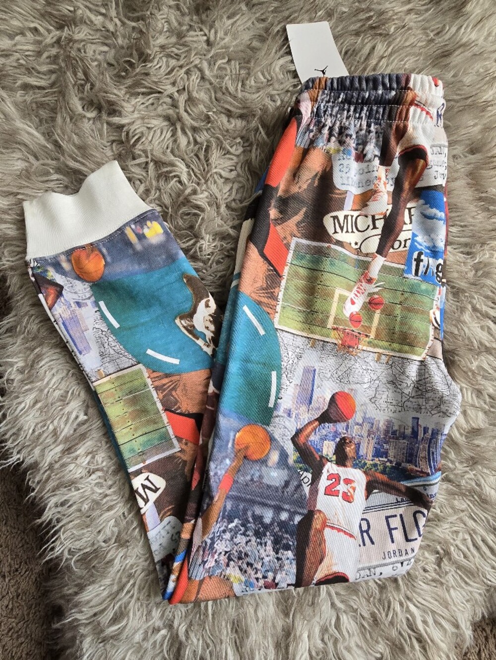 Graphic Jordan Sweats For Boys-Large